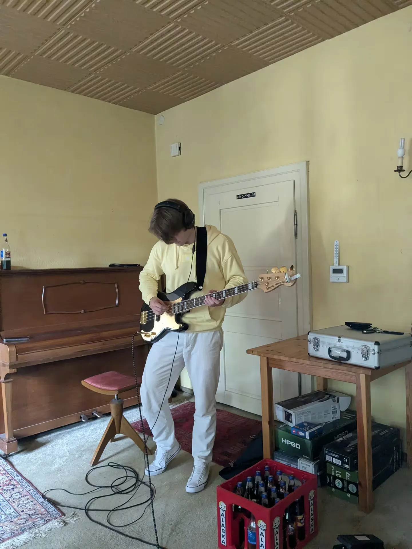 Bassist von Bassed bei der Probe